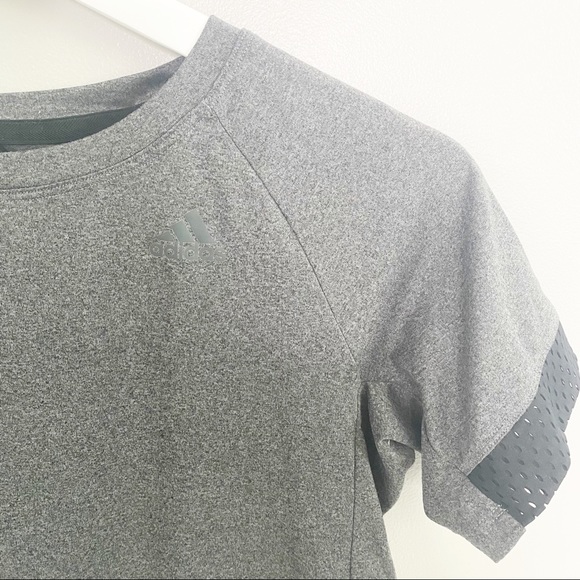 Adidas Boxy Mesh Cropped Tee in Grey and Black - Picture 4 of 8